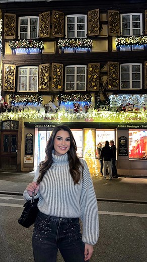 P A U L I N E on Instagram: "✨CONCOURS ✨ Tentez de remporter une carte cadeau de 100€ dans le centre commercial Avant-Cap 﫶 Conditions : - Suivre @pauline_djhn et @avant_cap - Identifier un ou plusieurs de tes ami(e)s en commentaires ! ✨Résultat le 10/12/23 Bonne chance les amis ! Collaboration commerciale rémunérée"