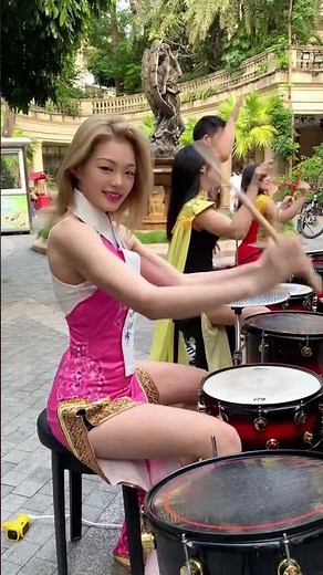 Day 17: A Chronology of Classic Rock Drum Beats. #drums #talent #music #drumkit