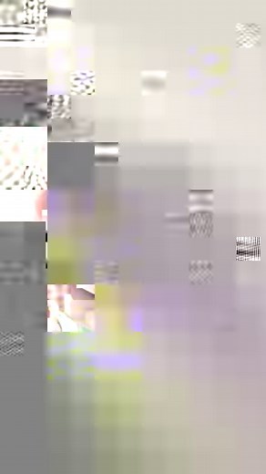 22K views · 217 reactions | Any cake with piped decorations is extra special, whether it’s for a kid’s birthday or a backyard wedding. These daisies require two tips and a steady hand, but are a beautiful addition to any baked good. Follow along as Martha explains how to pipe a daisy: bit.ly/44yglSE | Martha Stewart | Facebook