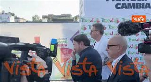 Ranucci arriva a Terra 2026 Festa nazionale di Avs, il saluto con Bonelli