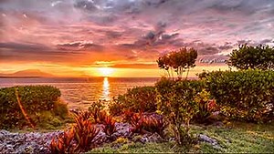 Dreamlapse - a 4K time lapse video with sunsets, stars and clouds for UHD TVs