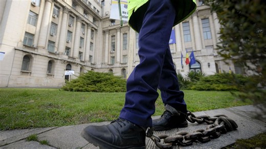 Poliţiştii din sindicatul SNPPC vor majorarea normei de hrană şi a sporului de suprasolicitare neuropsihică