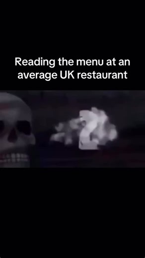 Memes on Instagram: "日本利用压电瓷砖将脚步转化为电能。这些瓷砖捕捉来自你脚步的动能。当你行走时，你的重量和动作会对瓷砖产生压力。瓷砖会轻微弯曲，从而产生机械应力。瓷砖内部的压电材料将这种应力转化为电能。每一步都会产生少量电荷，而数百万步结合在一起就能产生足够的电力来驱动 LED 灯、数字显示屏和传感器。在像涩谷车站这样繁忙的地方，每天大约有 240 万个脚步为这一系统作出贡献。这些电能可以被储存或立即使用，从而减少对传统电力来源的依赖，并支持可持续的城市基础设施。这种方法将日常运动转化为实用的可再生能源 #日本 #知识 #事实 #你知道吗 #推荐 #科技 #创新 #历史 #技术 #实验 #热门"