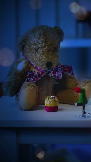 Festive Inspiration for Sewing & Quilting Fans – BERNINA Holiday Magic #Shorts