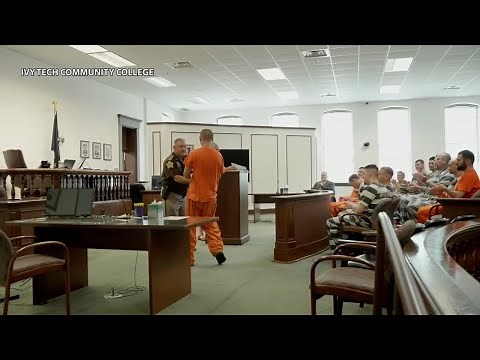 Scott County Jail uses virtual reality to reform inmates, reduce recidivism