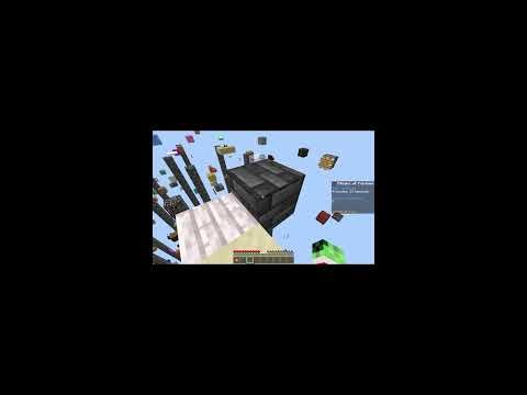 Minecraft Live – Playing on Grid Runners and Pillars of Fortune