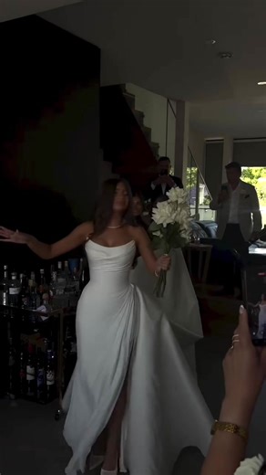 Stunning White Dresses for Bridal Trends