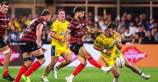Top 14 : Toulouse étrenne son titre de champion par une victoire à Clermont