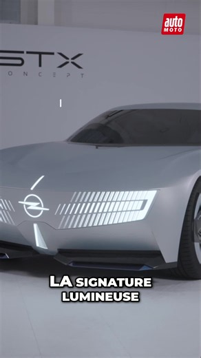 L’Opel STX Concept donne un avant-goût des futures Opel 👀 Il a une signature lumineuse qui évolue avec des clignotants en deux parties, et des jantes de 22 pouces à 3 branches quasi pleines, avec des inserts bleutés. Vous validez ? 👇 #Opel #OpelSTX #ConceptCar