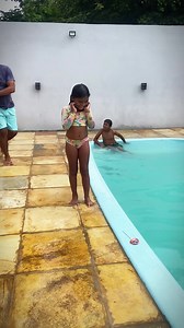 134K views · 363 reactions | Caiu na piscina #comedy #memes #humor | Mister Gilvan e Gui | Facebook