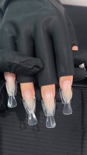 mrnail | Make extension nails with dual form! Try this sandwich nail hack #nailshaping #nailhacks #nailtechtraining #nailmanicure #squarenails... | Instagram