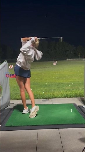 Amazing Golf Swing you need to see | Golf Girl awesome swing | Golf shorts | Tate Hadges