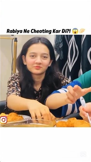Rabiya ne cheating kar di 😱🥟 Golgappa challenge mein sab shock!#sistrologyeditor#viralshort