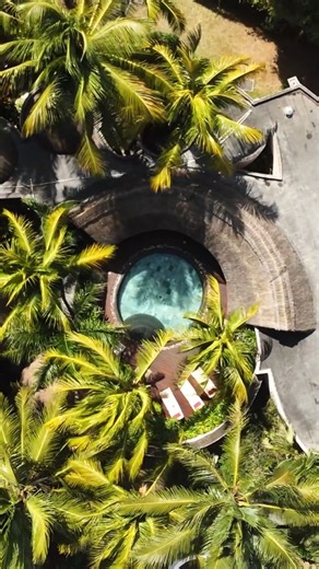 🌙 Casuarina Resort & Spa — your tropical escape made easy! 👉https://shorturl.at/nwerx ✨ All-Inclusive stay 🍹 Unlimited drinks 🎶 Free activities From just Rs.10,500 for 2 adults — the perfect island getaway 💫 | MariDeal