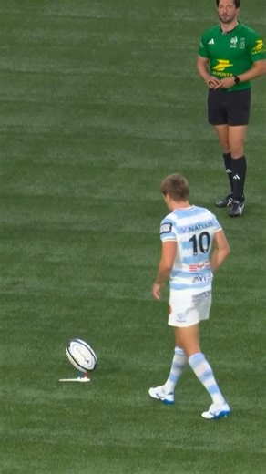 Check out this kicking tee 😱 | The Rugby Speed Coach