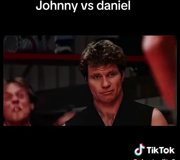 Johnny vs daniel one of the best fight in karate kid #karatekid #johnny #daniel #fight#fyp #cobrakai #cobrakai🐍 #cobrakaineverdies🐍🐍🐍🐍