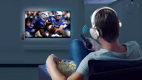 2025 Beeitzie Ultra Airplane Bluetooth 5.4 Transmitter for All Headphones, aptX LL, Supports 2 Headphones/AirPods, Wireless Audio Adapter for in-Flight, TV, Gym, Tablets，Metal Frame