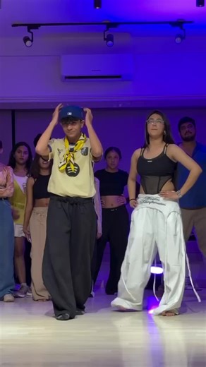 Dj wale 3 dance 1 video #viral #trending #dance #viralvideo #foryoupage