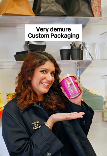 Little details make the biggest difference 🛍️👌🏽 Our custom packaging is designed to make your brand feel unforgettable!! Get in contact NOW!!! 📲 #thepacksolutionuk #bespokepackaging #foodpackaging #custom #fyp