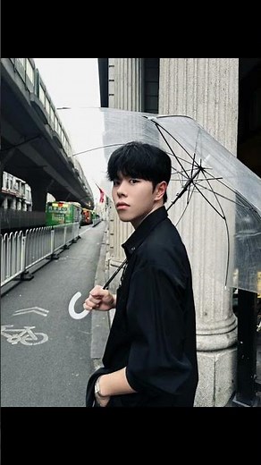 Master Cloudy Day Poses: Elevate Your Photography Game