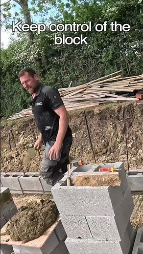 How To Lay Hollow Blocks Accurately