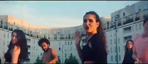 23K views · 821 reactions |  Danse de la joie : déjà plus de 200 000 vues sur mon clip ON !!  Pour le voir en entier, c'est ici : https://youtu.be/ZltKfmqQxdU | Joyce Jonathan | Facebook