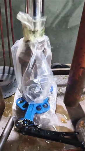 Pressure test of the valve: each valve must reach 1.6 MPa