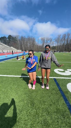 Track meet type of vibe #reposting #trackandfield #dance #reposts #foryoupage