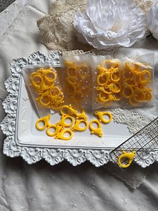 Yellow Plastic Lobster Claw Clasps, Charm Making Supplies, 1.5 Inch (10 Pack) - Etsy