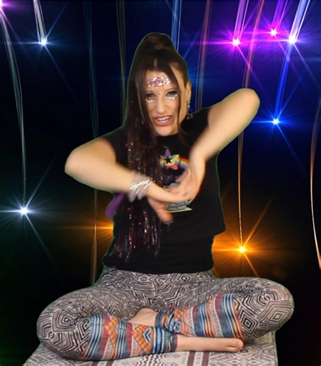 Full kids Yoga Warm-Up song out on YouTube now. Click on the link in bio to watch and follow along! #preschoolteacher #kidsyoga #brainbreak