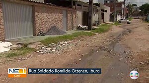 Comunidade do Ibura de Baixo, no Recife, cobra pavimentação de rua