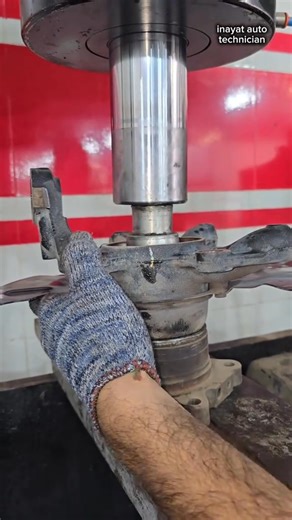 hilux front bearing noise fixed replacement guide #automotive #DIY #mechanic #usa | Mechanical Life