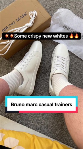 Bruno Marc men’s casual plain white dress trainers. Appropriate for wear with jeans and shorts, dressed up or laid back. #whitetrainers #newshoes #footwear #tiktokshop #casualshoes