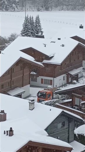 Gstaad !!! Suiça !!!🇨🇭🇨🇭🇨🇭Beijoqueiro !!! Da Nossa Querida, Ilda de Castro !!!Cover !!! Represent