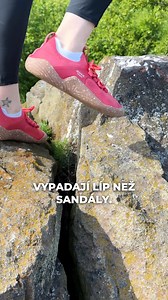 389K views · 428 reactions |  NOVINKA PRO JARNÍ A LETNÍ DNY!   DEBI Raspberry – barefoot obuv od ROCK Spring ✅ Volnost prstů ✅ Tenká, flexibilní a recyklovaná podrážka ✅ Prodyšný materiál a lehká konstrukce ✅ Ideální do horkých dnů ✅ Přirozený došlap Objevte pohodlí, které si vaše nohy zamilují.  Vyzkoušejte DEBI na vlastní kůži!  Dostupné na e-shopu RockSpring.cz | Rock Spring CZ | Facebook
