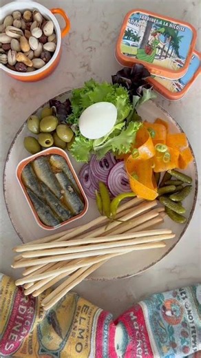 The Easiest French Aperitivo | Sardines à la Niçoise in 10 Minutes
