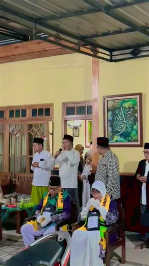 "Labbaik Allahumma Labbaik..." Tak ada panggilan yang lebih mulia dari...