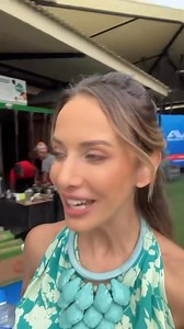 ¡Hoy Giros es desde el corazón del Caribe! 🌊☀️ No te perdás nuestra edición especial en vivo desde Nova Cinemas en Plaza Moín, Limón 🏝️. 📍 Acompañanos a las 8:00 a.m. en punto para celebrar juntos la cultura, sabor y alegría de nuestra gente limonense. 💃 | Giros