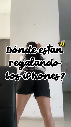 Que envidia tener tanto dinero pa comprar iPhone nuevo cada año verdad de Dios #fyp #humor #iphone #gastos #dinero