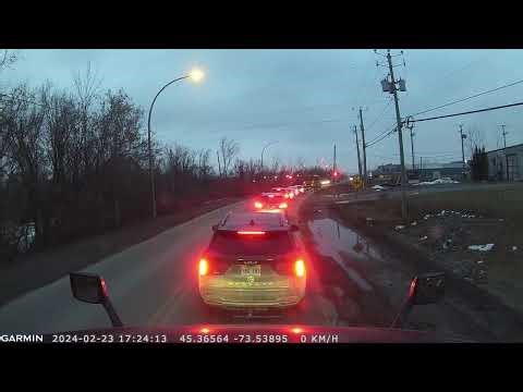 Eastbound EXO train at Ch. Saint-François-Xavier