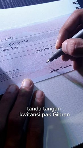 Tutorial Tanda Tangan Simpel dan Estetik