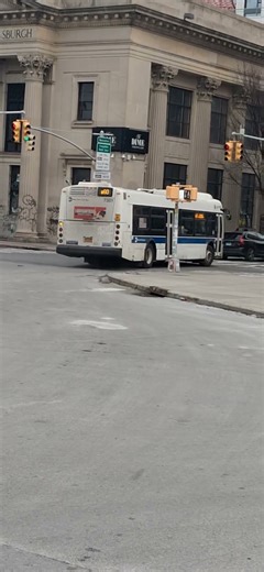 MTA XCELSIOR 2015 NFI XD40 7301 on the B60