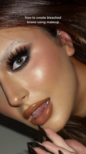 How to Create Bleached Brows Using Concealer!
