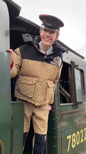 Francis Bourgeois for The North Face x Gucci Collection