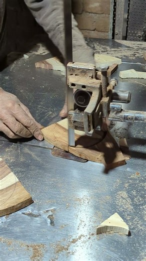 The Process of Cutting Wood into Round Shapes with a Band Saw #shorts