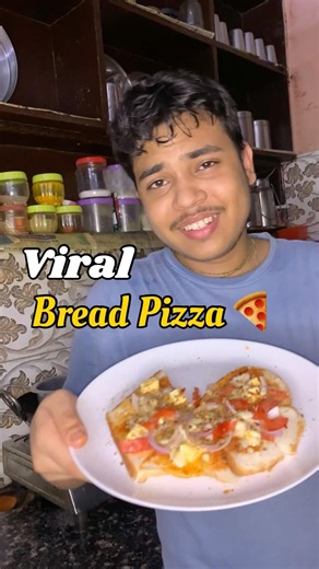 5 Min Bread Pizza 🍕 | Ghar Par Easy Pizza Recipe | No Oven Quick Snack#easyrecipe #breadpizza