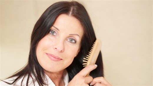 All About Hair Oiling, According to a Trichologist