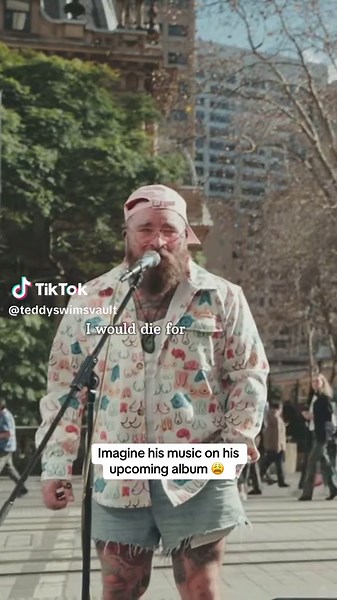 Teddy Swims Performs 'The Door' Live at Street Show