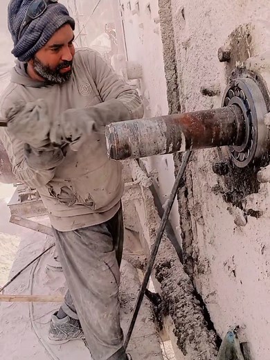 How to Remove and Install a Vibrating Screen