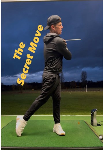 If your ball striking isn’t quite on point at the minute please pay attention to making this move! Pivot and Weight Shift are vital in the golf swing. Tag a friend below that needs to see this #golf #golfer #pga #pgacoach